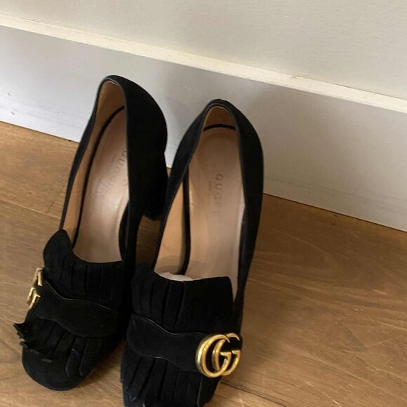 Gucci Black Suede GG Marmot Fringe pumps - Picture 5 of 7